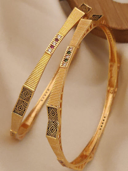 Fancy Bangle with Oxicied Plating